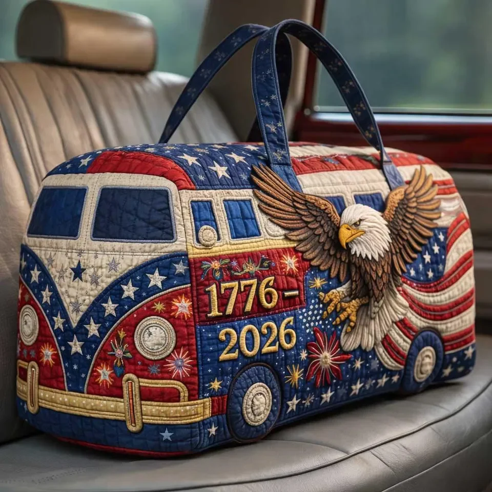 American Eagle 250 Years Of Freedom - Traveling Quilted Duffle Bag - Gift For Patriots