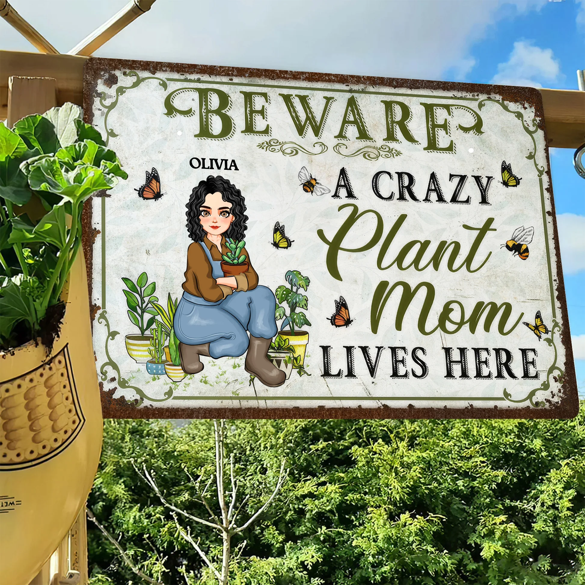 Beware A Crazy Plant Mom Lives Here - Personalized Metal Sign - Gift For Mom, Grandma, Bestie, Sister, Plant Lovers | GR17 NA94