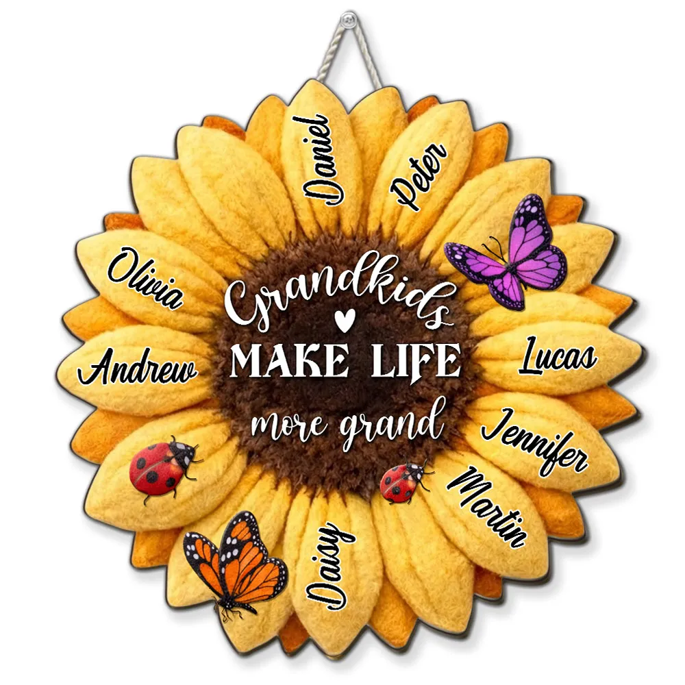 Grandkid Makes Life Grand - Personalized Wood Sign - Gift For Mom, Grandma HN02