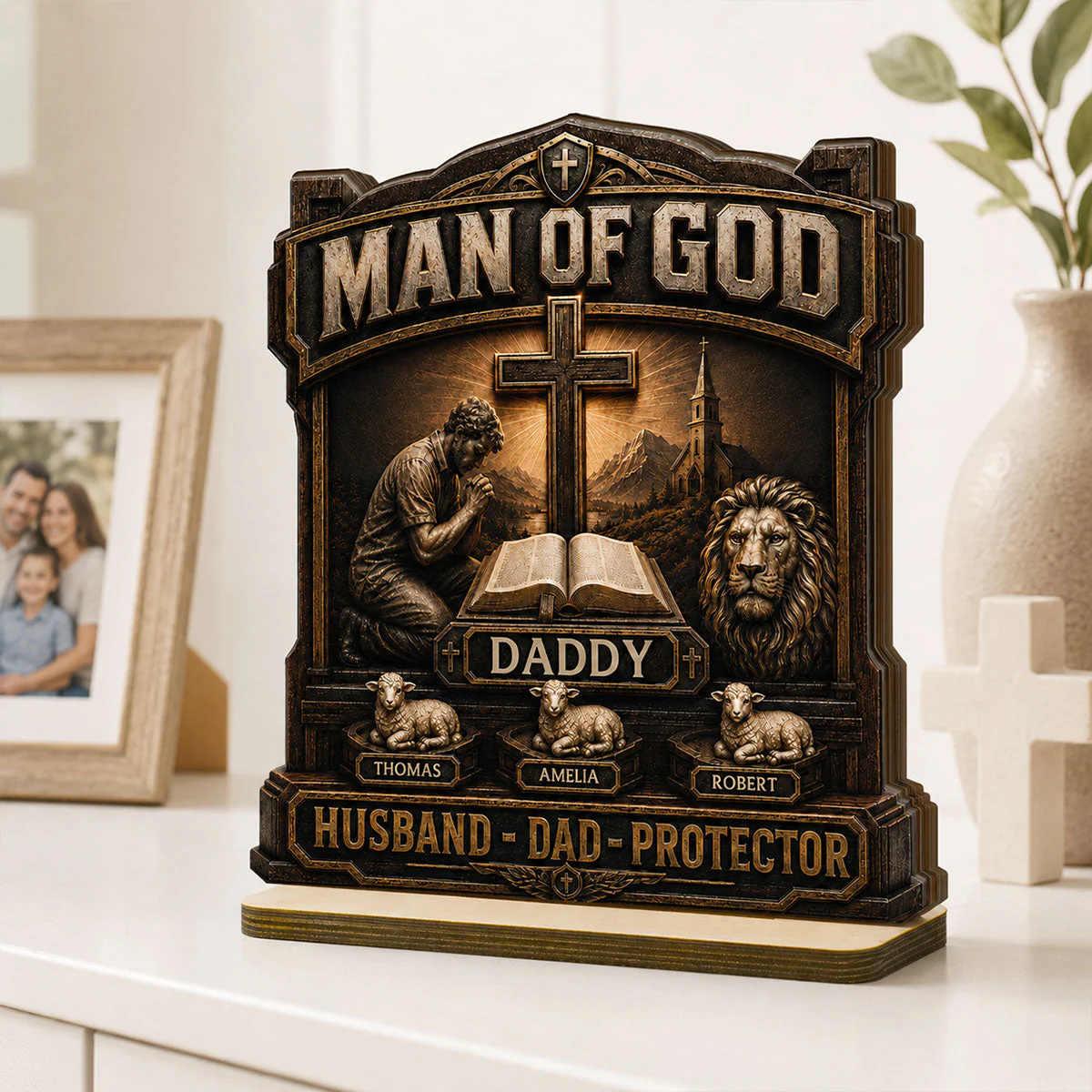 Man Of God With Bible And Lion Daddy Husband Protector - Personalized Wooden Plaque - Gift For Dad, Husband, Grandpa - Image 3