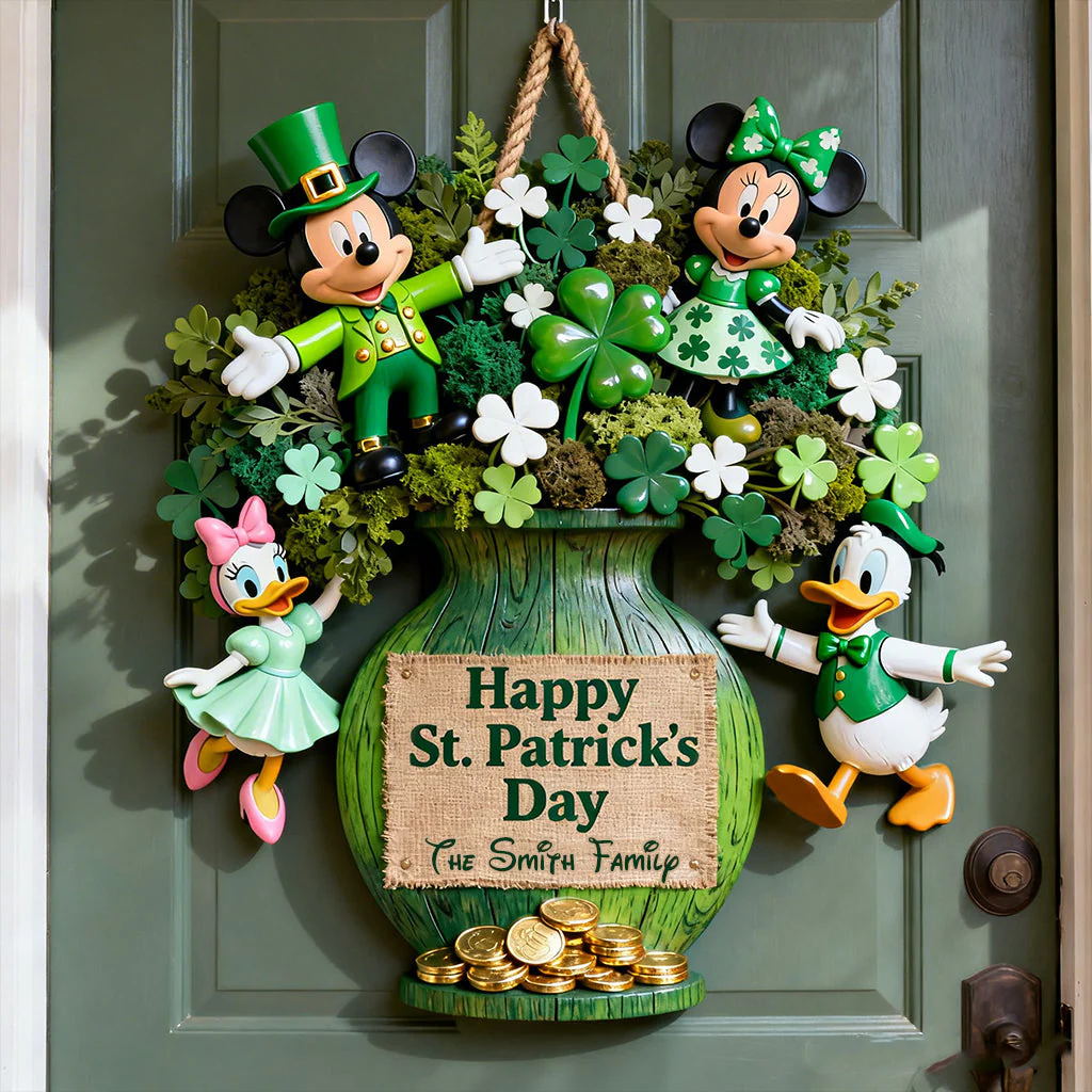 MkMo Magic Mouse Happy St. Patrick's Day - Personalized Wood Sign - Gift For Family, Fan Movies HH01